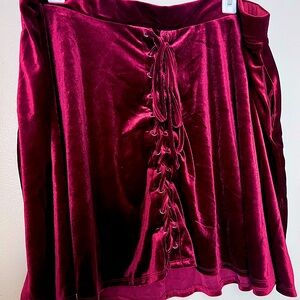 Hot Topic Velvet skirt